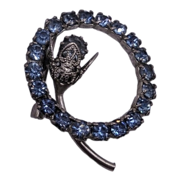 Unbranded Jewelry - Vtg Light Icy Blue Rhinestone Circular Brooch Pin Baby Sky Blue Flower Center